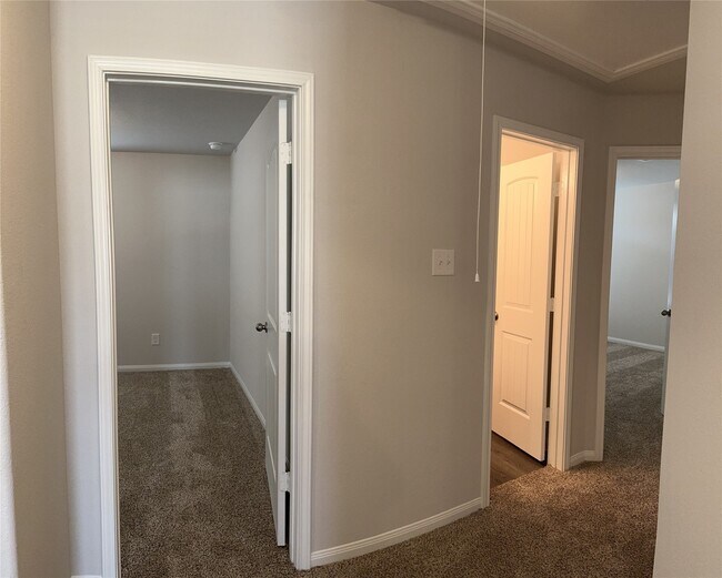 Building Photo - 22007 Sovereign Hts Ln.