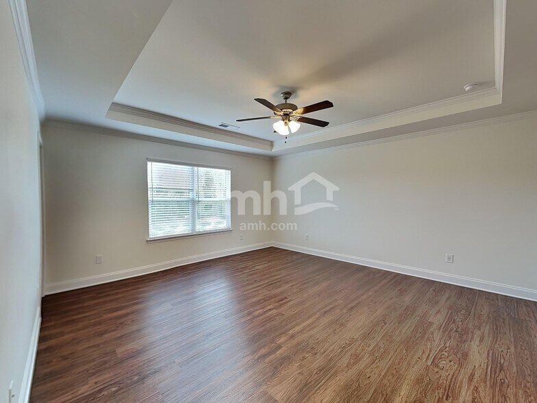 Building Photo - 5020 Franks Creek Way