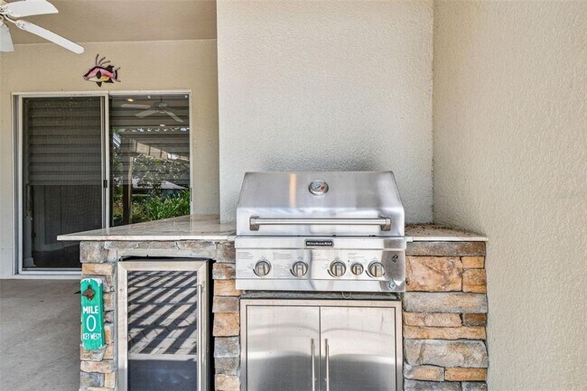 Building Photo - 8249 Cressida Ct