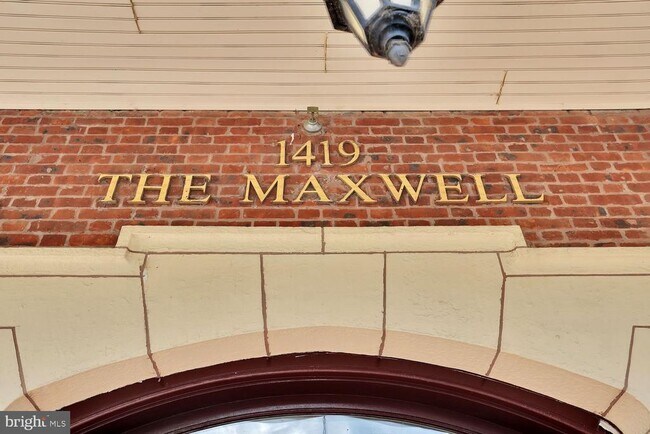 Building Photo - 1419 Clifton St NW