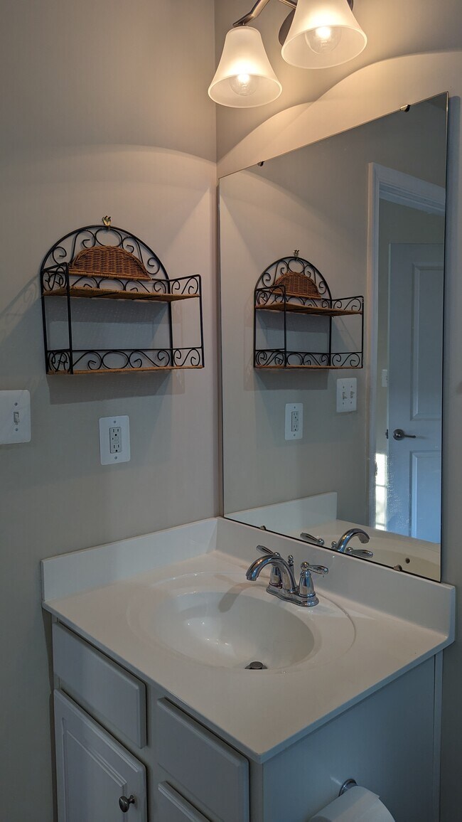 Building Photo - 4500 Fait Ave