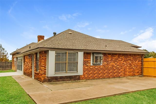 Building Photo - 2102 Monterrey Pl