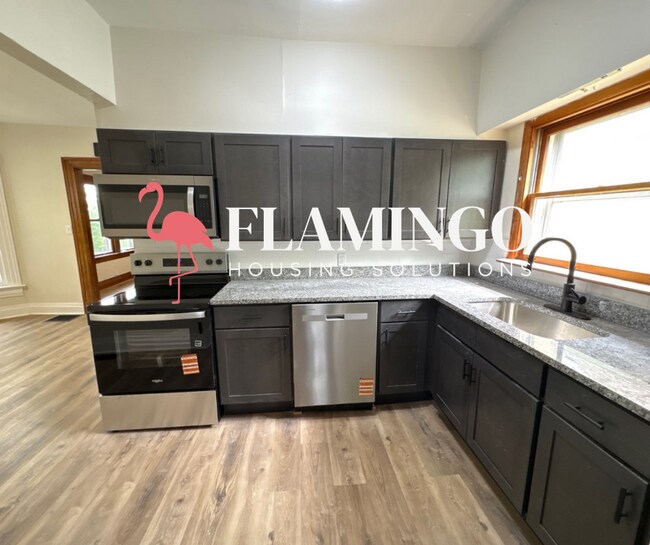 Building Photo - Freshly Remodeled 3BR Gem with Garage in Dayton’s Gem City