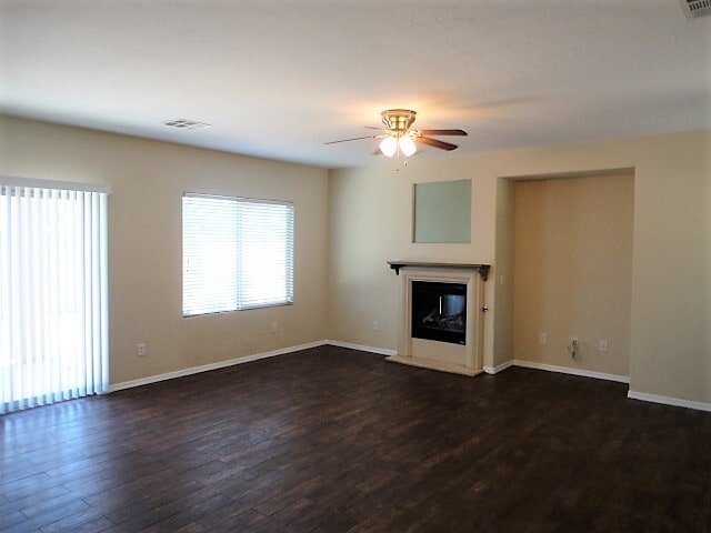 Building Photo - Great home in Aliante Community!