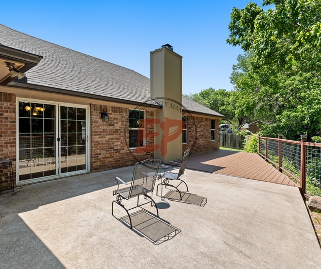 Building Photo - 14045 Shadow Grove Cir