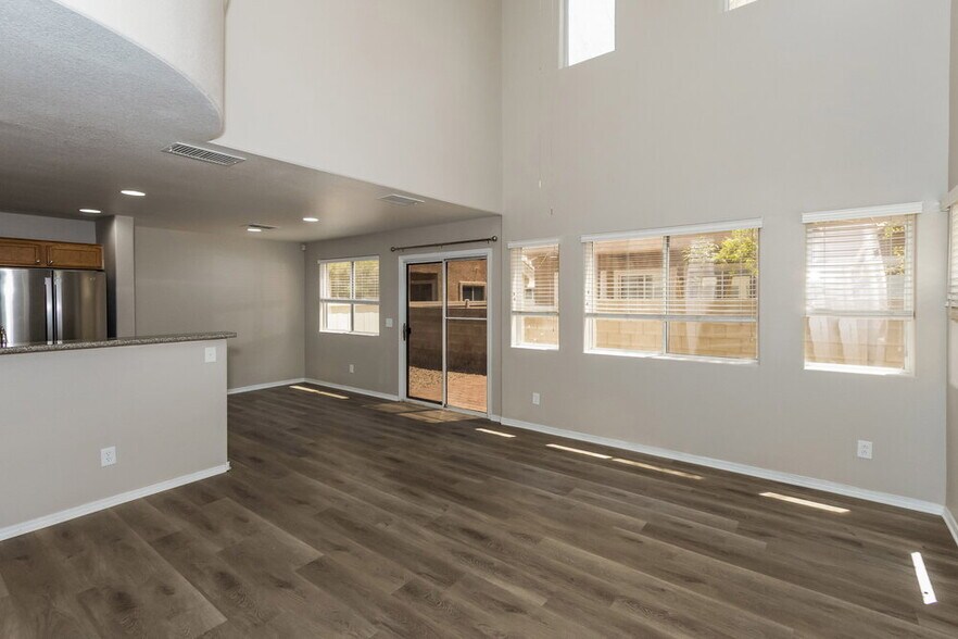 Building Photo - 10638 Pueblo Springs St
