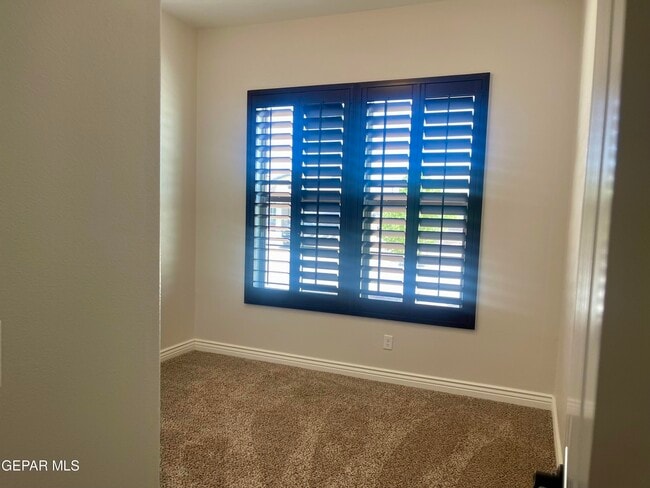 Building Photo - 2849 Tierra Oasis St