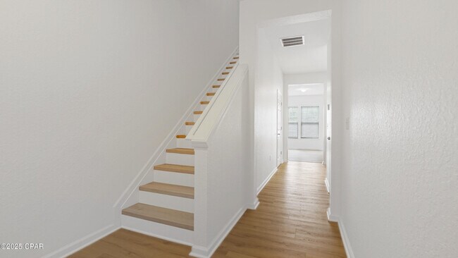 Building Photo - 217 Sand Oak Blvd