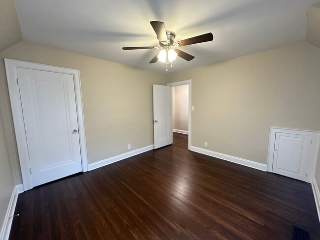 Building Photo - 1922 Baldridge Rd