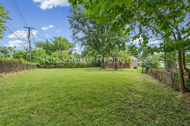 Building Photo - 9169 Newby St