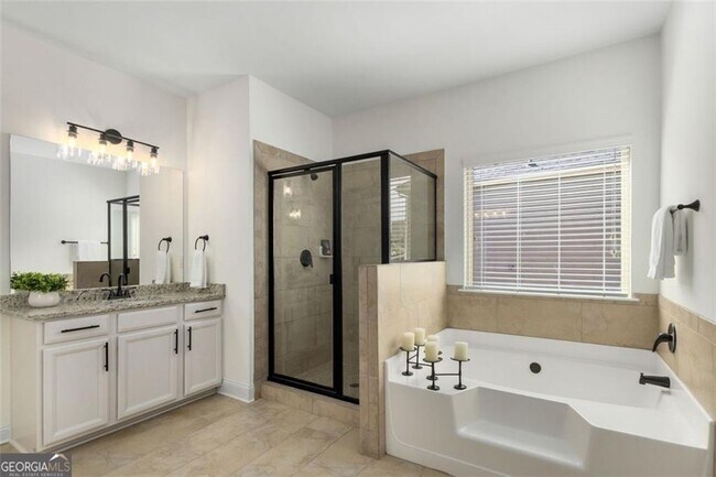 Building Photo - 5115 Rialto Way