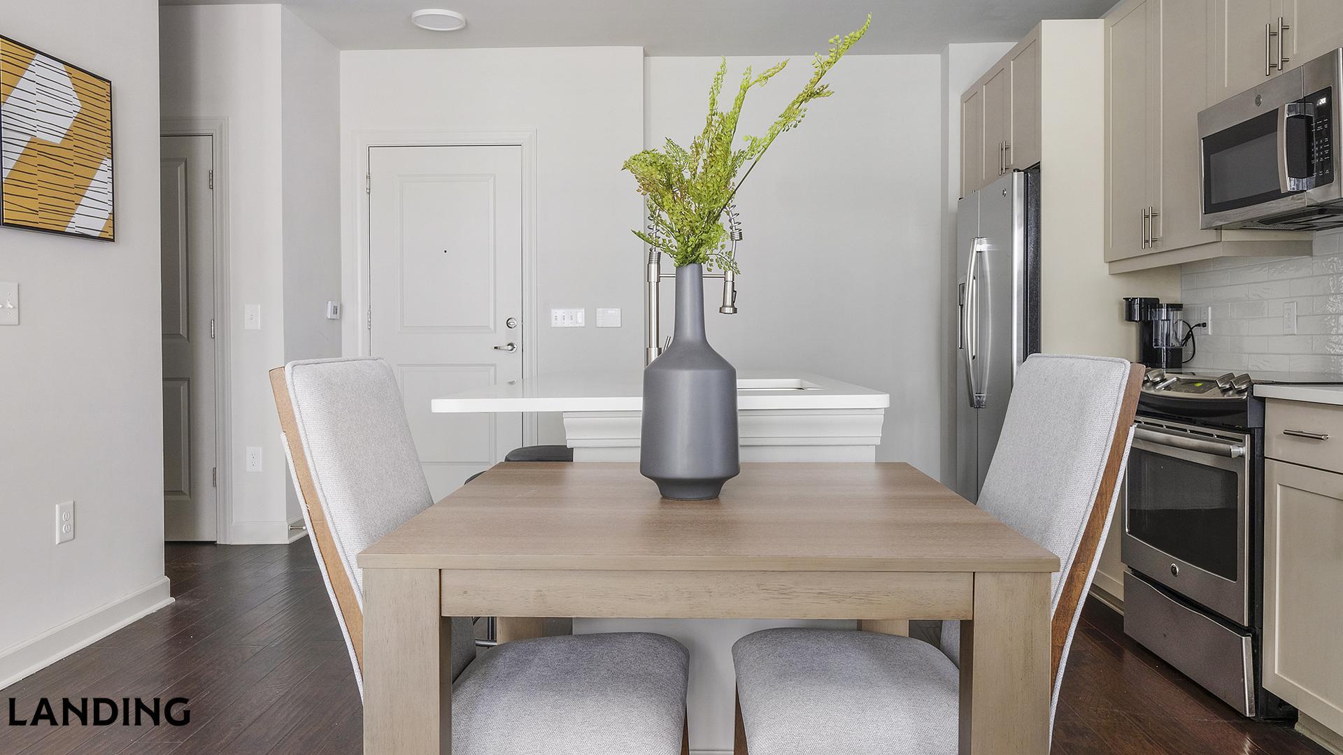 Building Photo - 2420 Peachtree Rd NW