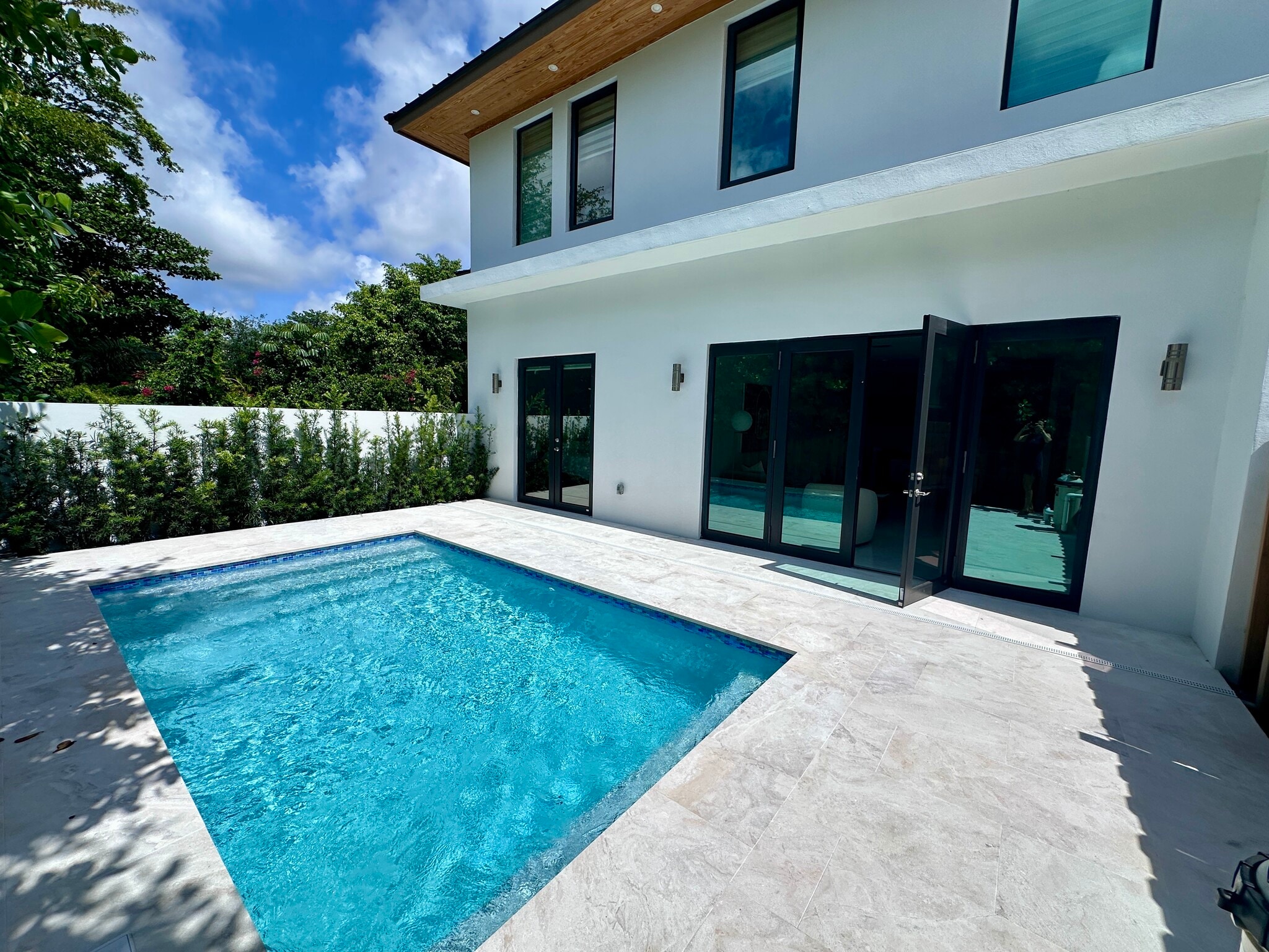 Building Photo - 8410 SW 65th Ave