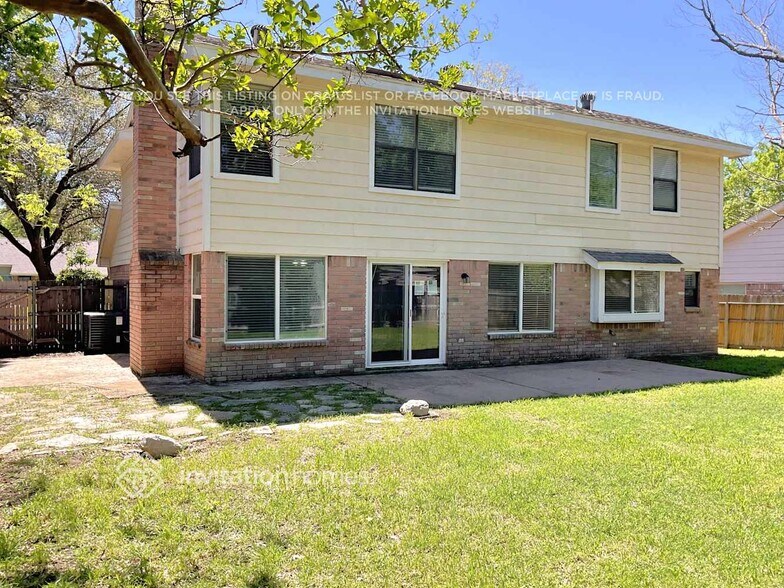 Building Photo - 2117 Belmont Park Dr