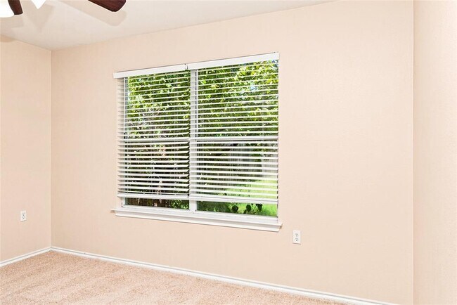 Building Photo - 1420 Poppy Seed Ln