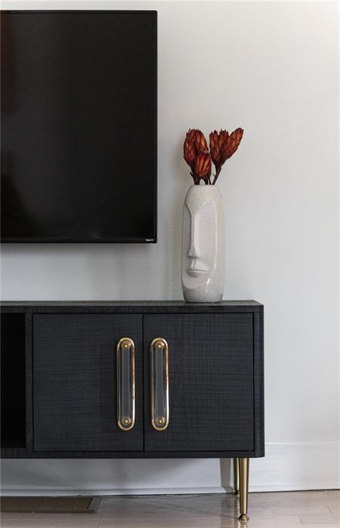 Building Photo - 724 Charles Allen Dr NE