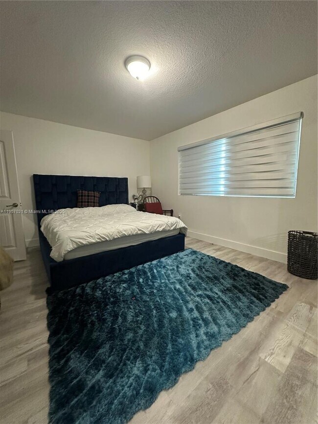 Building Photo - 12923 SW 285th Terrace