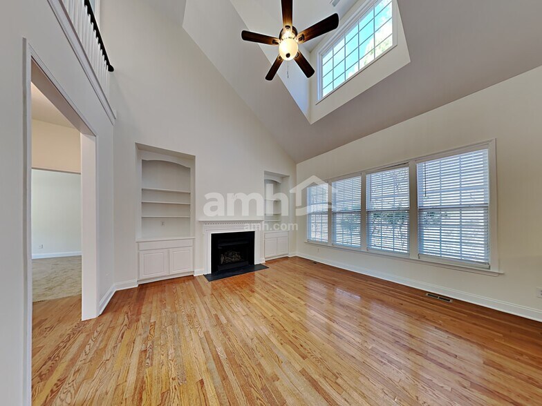 Building Photo - 209 Boswell Ln