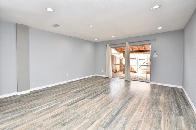 Building Photo - 14573 Misty Meadow Ln