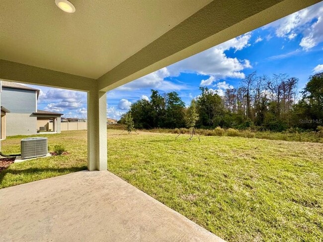 Building Photo - 17554 Pleasantview Blvd