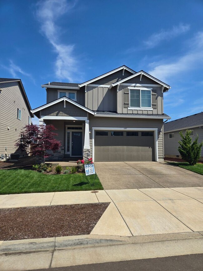 Building Photo - Newer 3 bedroom 2 bath home in SE Albany, close to LBCC, Easy drive to Corvallis, Lebanon or I-5