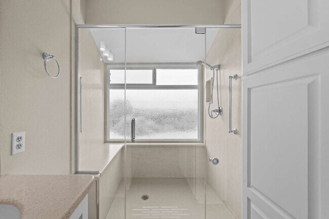 Building Photo - Single level home in Laguna Niguel