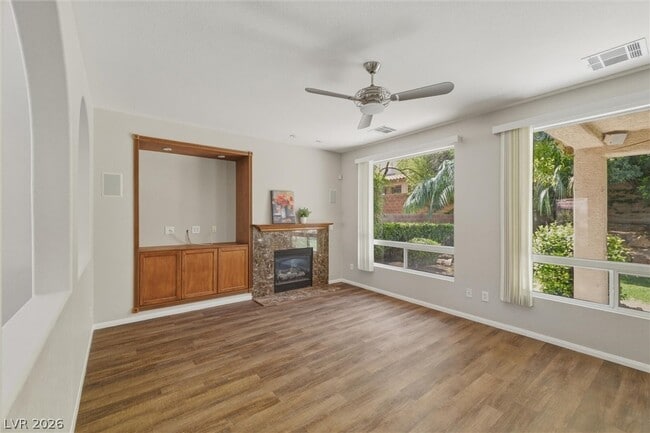 Building Photo - 557 Tecate Valley St