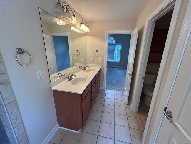 Building Photo - PFAFFTOWN, NC! Lochurst neighborhood. Reagan HS! 5 bedroom, 4.5 bathrooms, over 5k sq ft