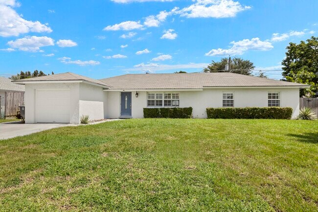 Primary Photo - 3827 Barkis Ave