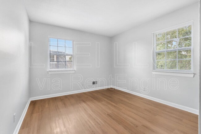 Building Photo - 4405 Landside Dr