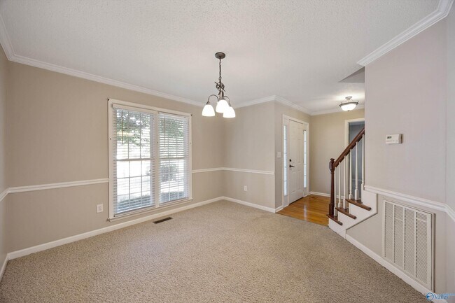 Building Photo - 115 Medicine Bend Ct