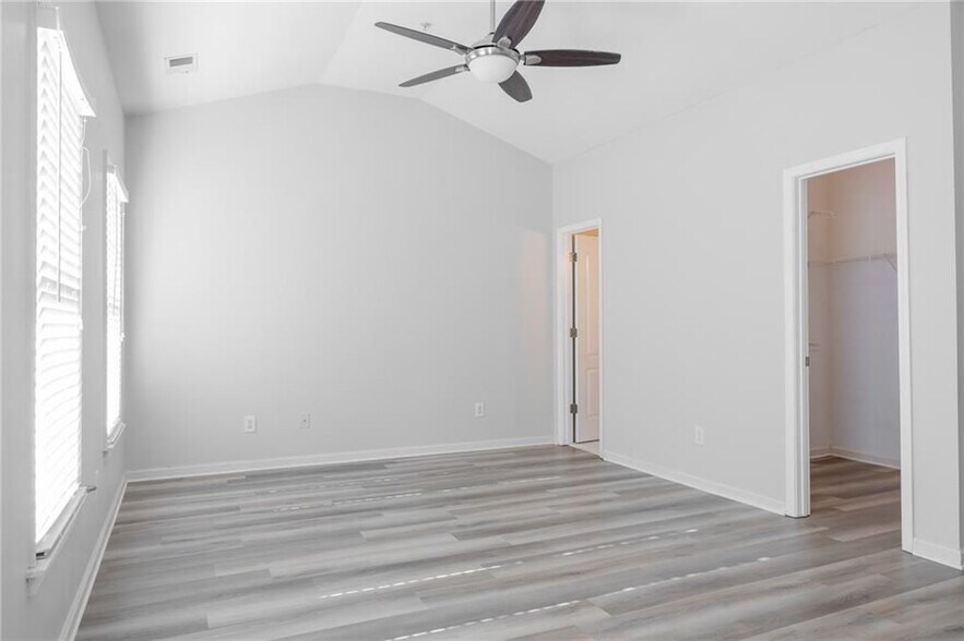 Building Photo - 1232 Harris Commons Pl