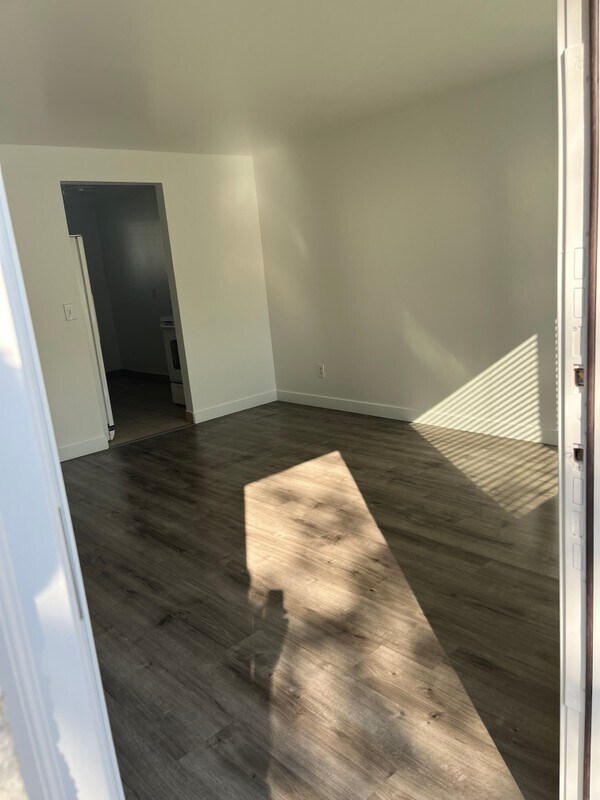 Building Photo - 2618 8990 W