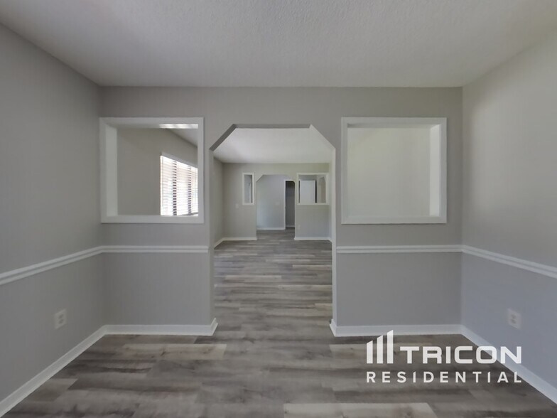 Building Photo - 2608 Bottomridge Dr