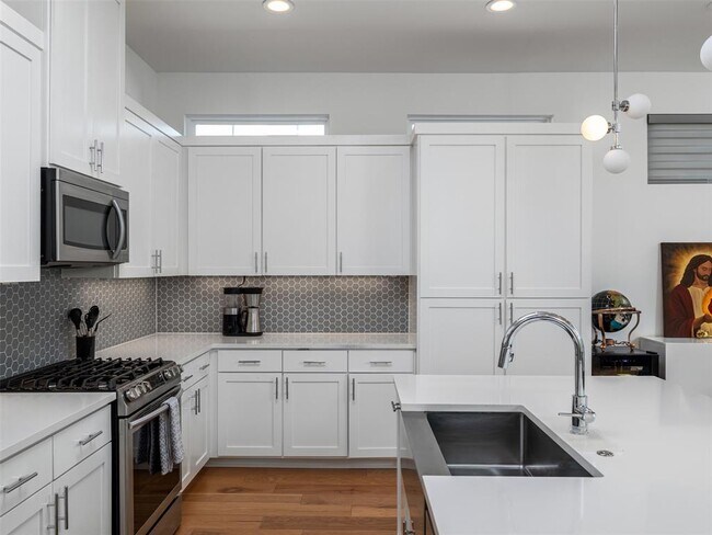 Building Photo - 6309 Keegans Dr