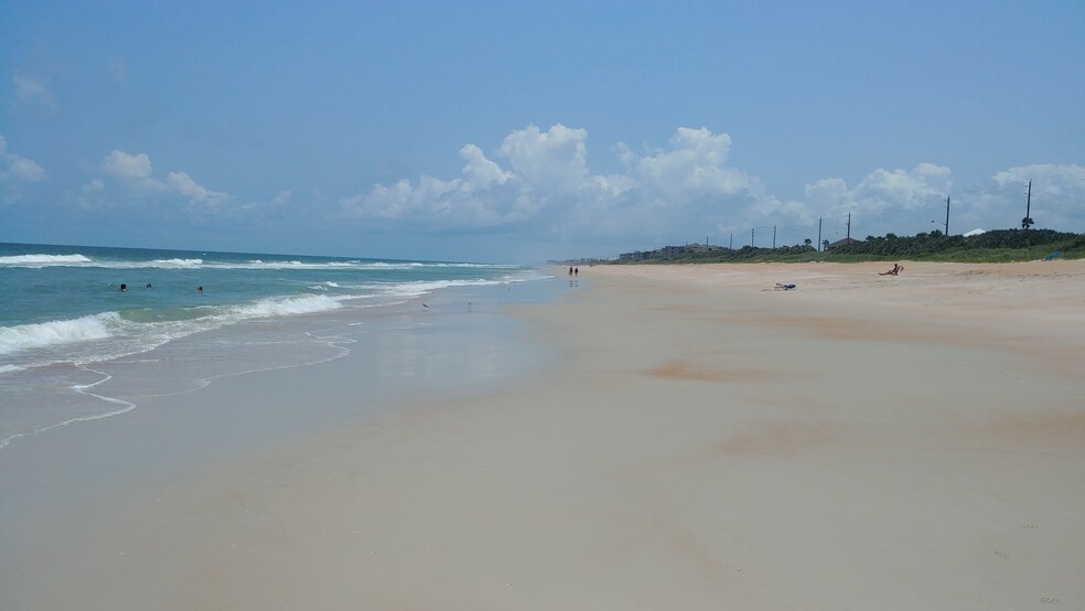 Beach looking south - 47 Sea Island Dr N