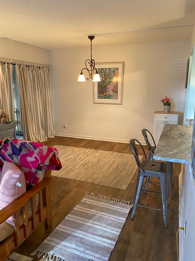 Building Photo - 1 Tarragona Ct