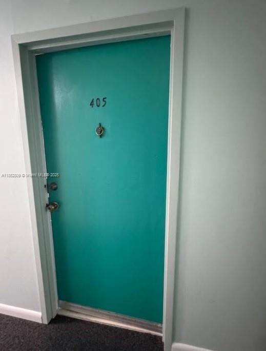 Building Photo - 2425 NE 135th St