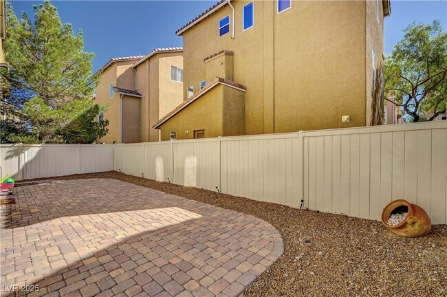 Building Photo - 8949 Brian Christopher Ave