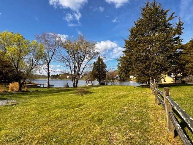 Building Photo - Ruckersville, -1 bedroom/1 bath, Terrace a...