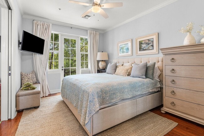 Building Photo - 75 NE 5th Ave