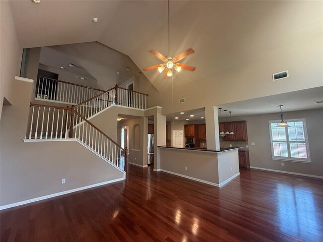 Building Photo - 9301 Castle Pines Dr