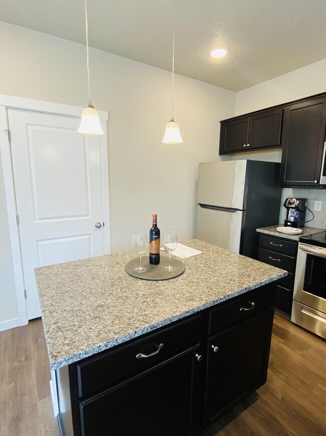 Building Photo - 5929 S Boddington Ln