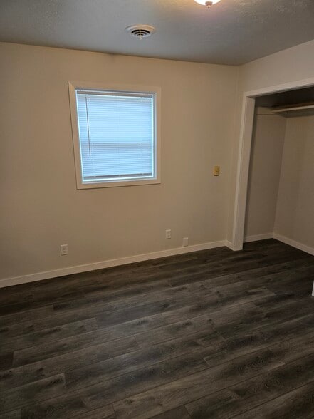 Building Photo - 221 Barre St