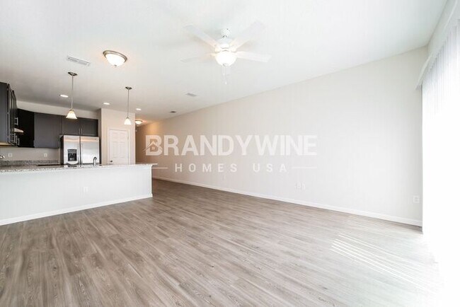 Building Photo - 459 Terabithia Wy