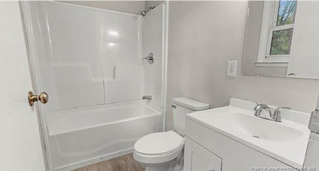 Building Photo - 164 Happy Valley Rd