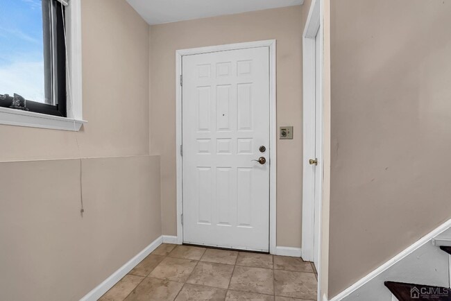 Building Photo - 163 Goldmine Ln