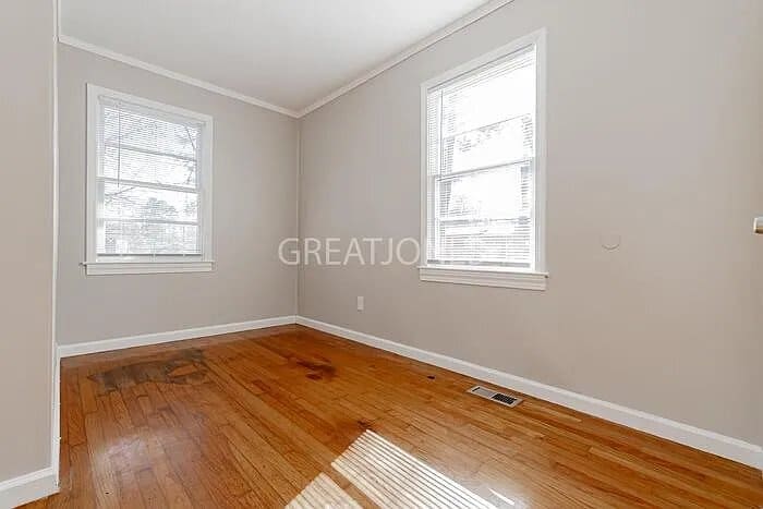 Building Photo - 2816 Friendly Ln