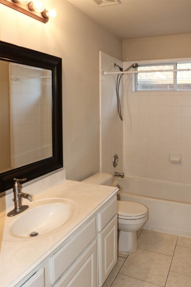 Building Photo - 18611 Peralta Hill Ln