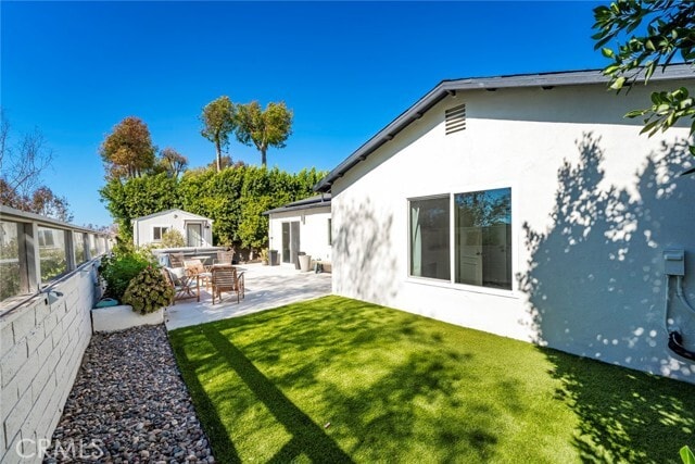 Building Photo - 23201 Vía Mirlo